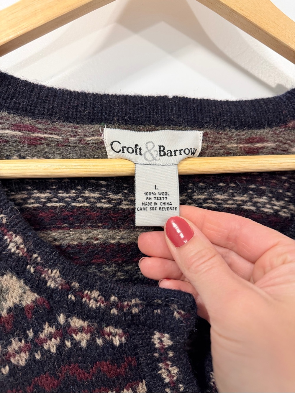Nordic/Scandinavian Wool Cardigan - Picture 5 of 12